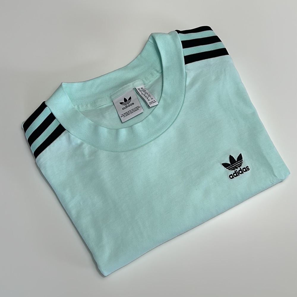 Adidas crop tree